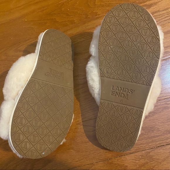 Lands' End Shearling Slippers **NEW** Size 6 - Picture 2 of 5